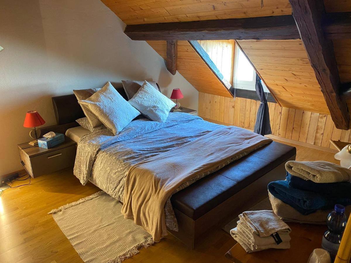 La Favela Otel Cully Dış mekan fotoğraf