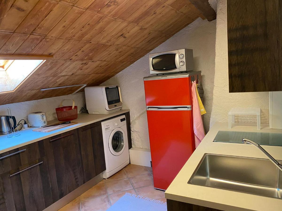 La Favela Otel Cully Dış mekan fotoğraf