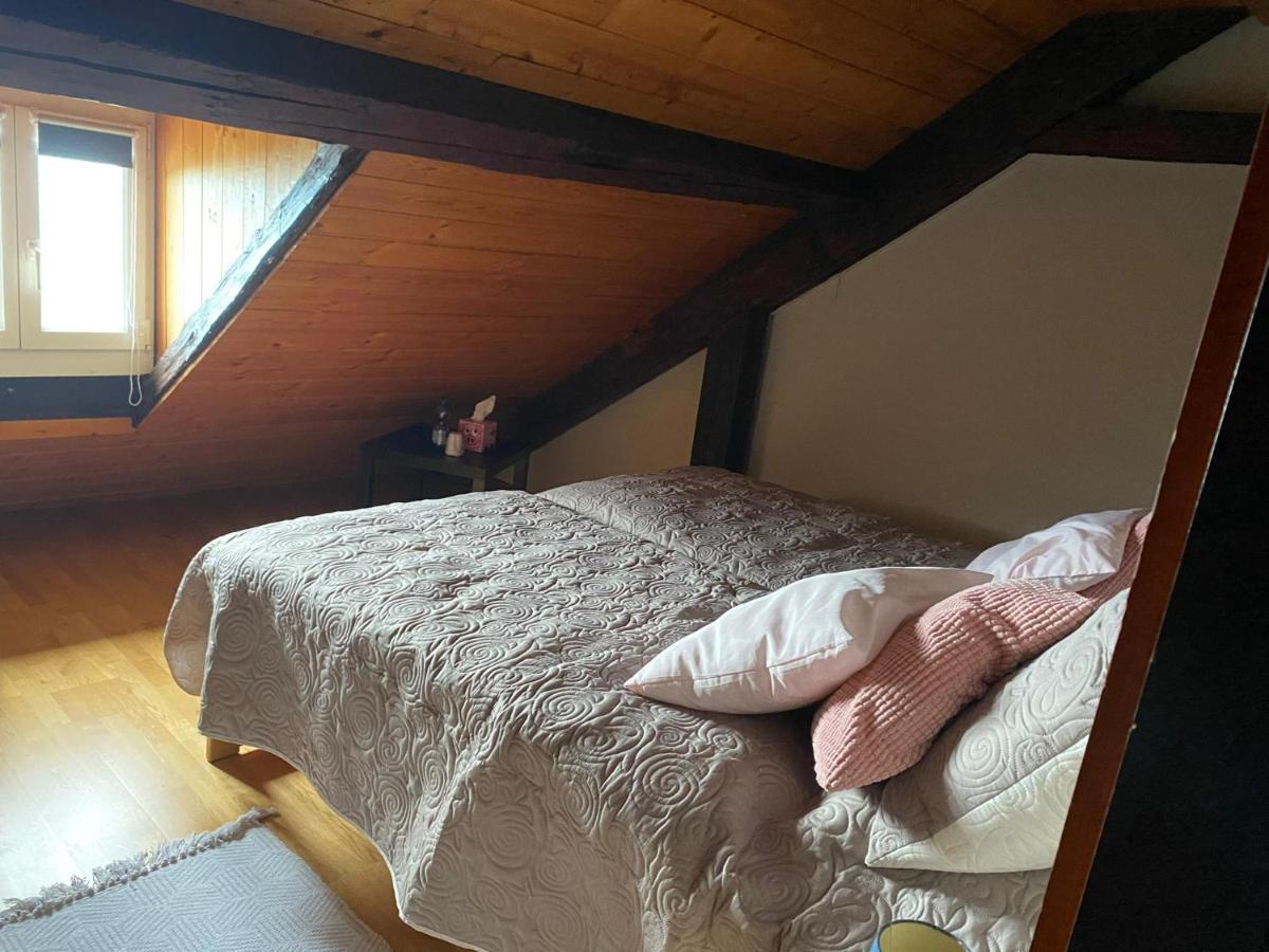 La Favela Otel Cully Dış mekan fotoğraf