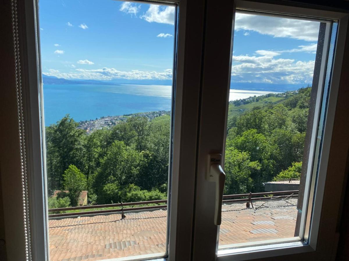 La Favela Otel Cully Dış mekan fotoğraf